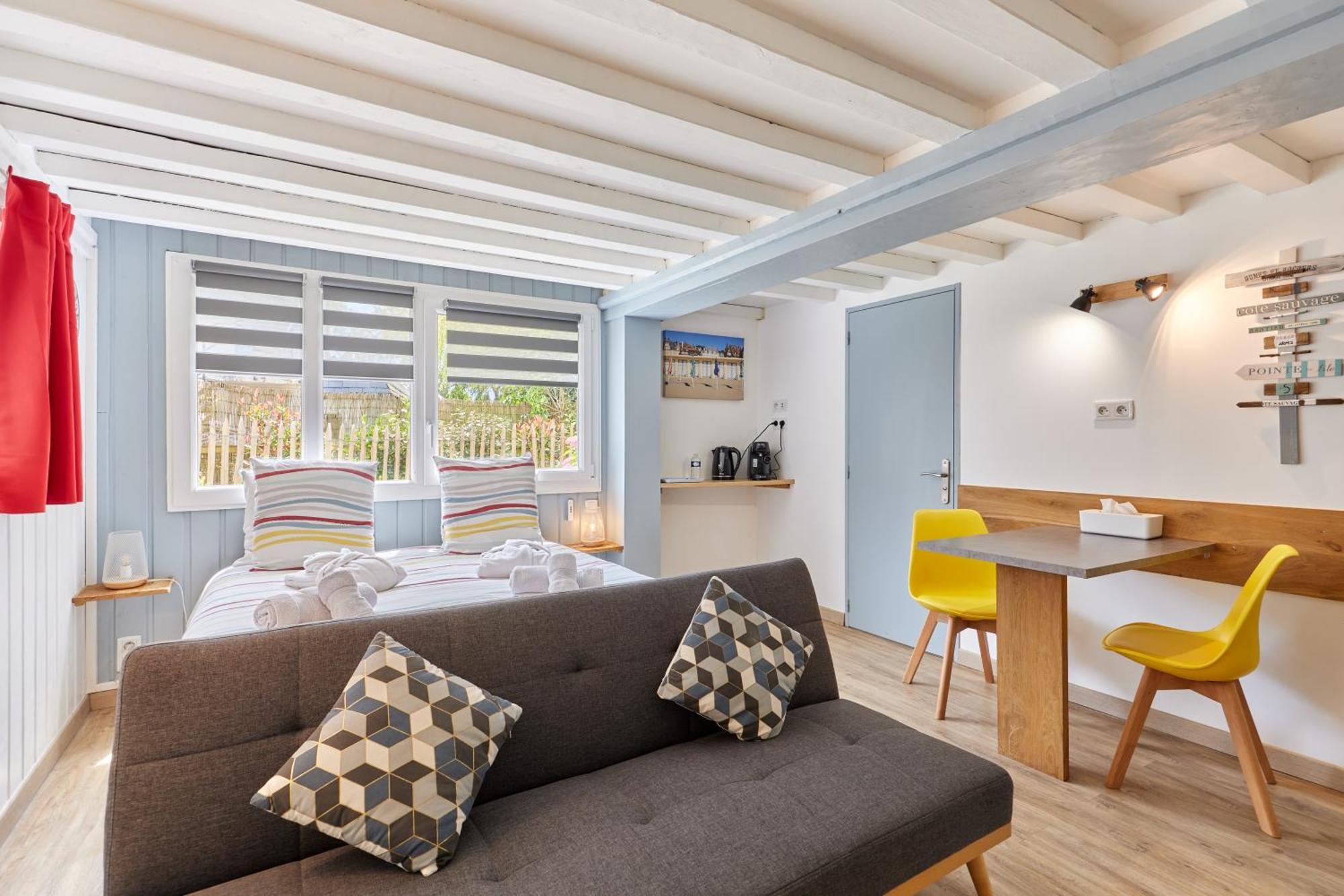 Domaine Du Gros Chene - Terrasses Avec Jacuzzis Privatifs Apartment Ablon Bagian luar foto