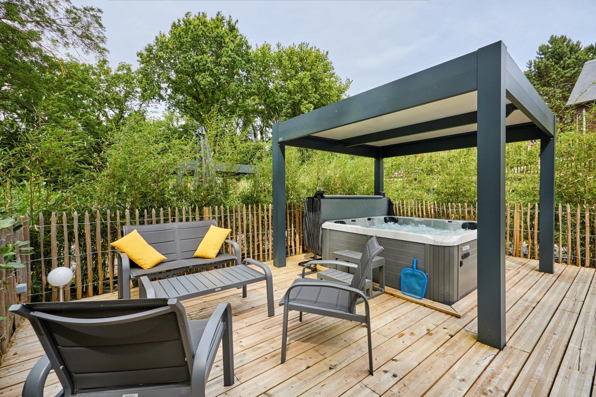 Domaine Du Gros Chene - Terrasses Avec Jacuzzis Privatifs Apartment Ablon Bagian luar foto