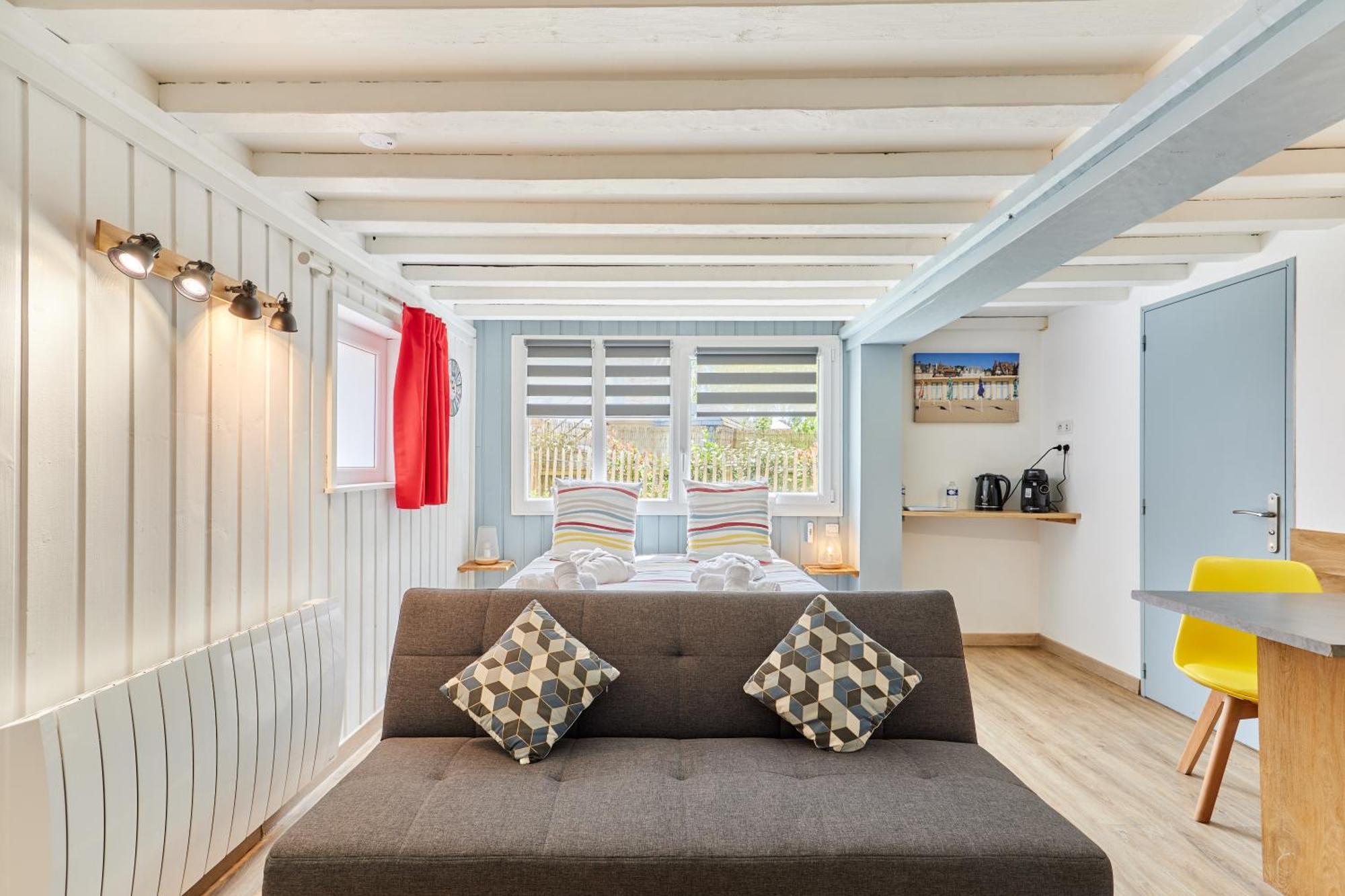 Domaine Du Gros Chene - Terrasses Avec Jacuzzis Privatifs Apartment Ablon Bagian luar foto